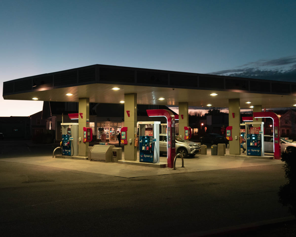 ESSO-gas station 2-web